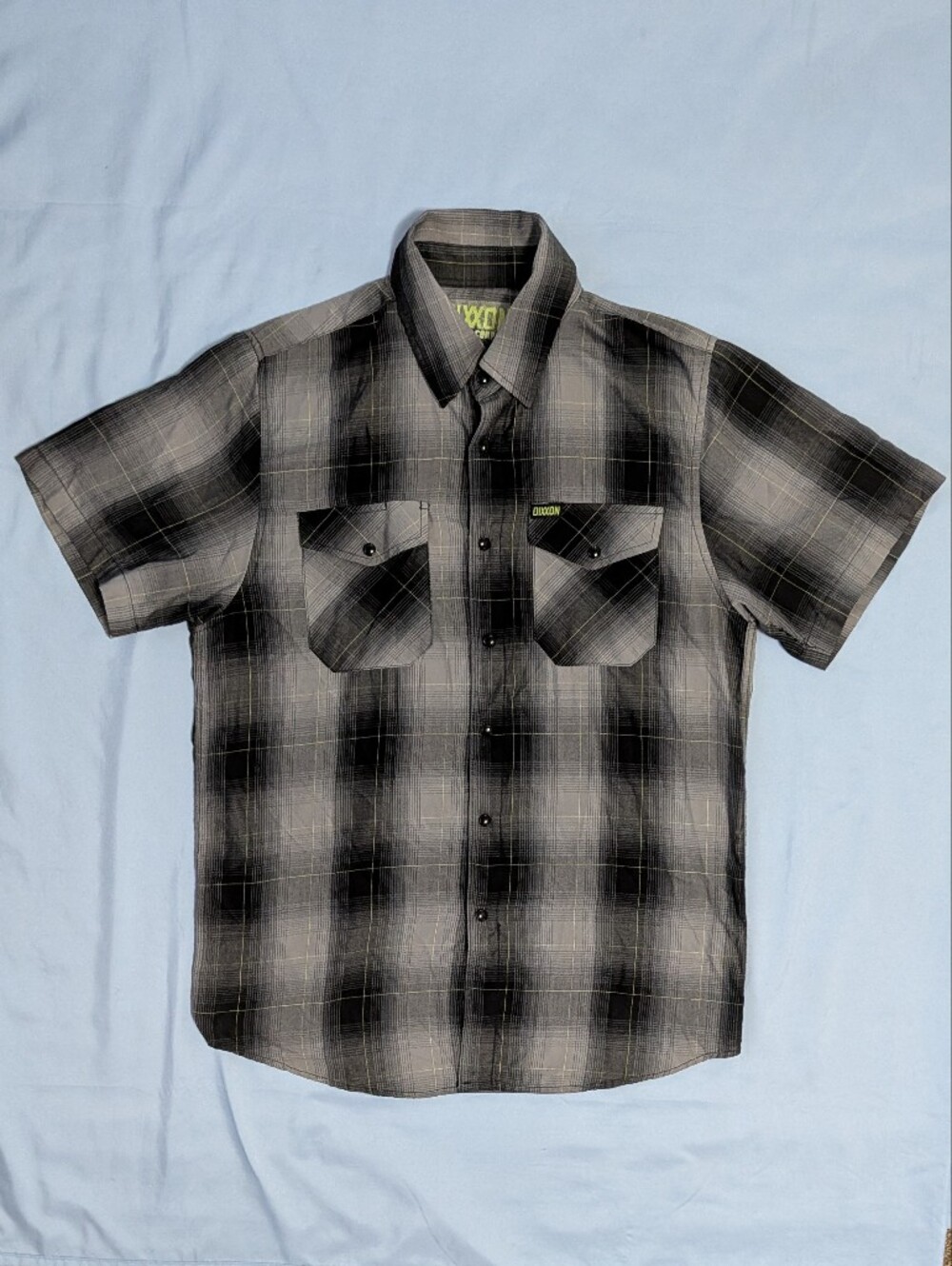 Dixxon Flannel Co End Of The Tunnel Bamboo Shirt Mens M Short Sleeve Plaid